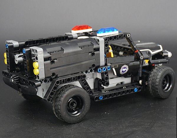 Ferngesteuerter Polizeigeländewagen aus der Mould King "Glory Guardians" - Serie, 433 Teile, 13006